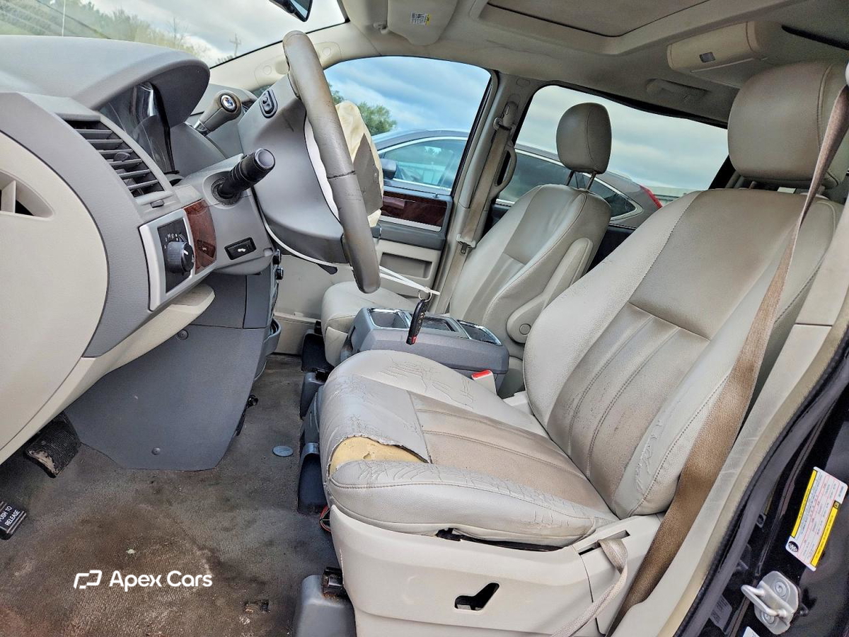 Chrysler Voyager 2010