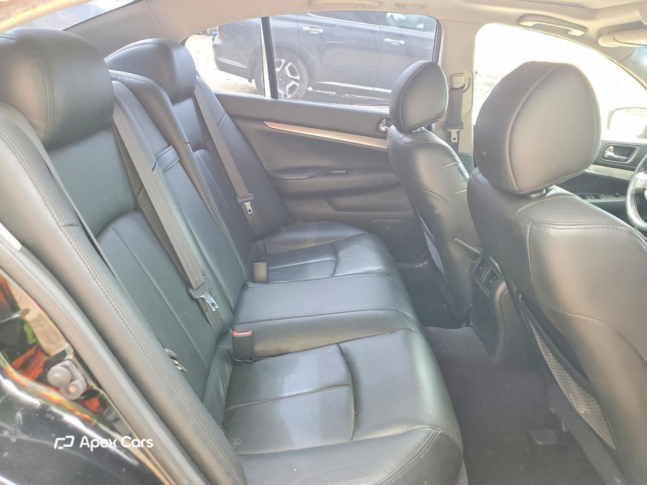 Infiniti G 2010