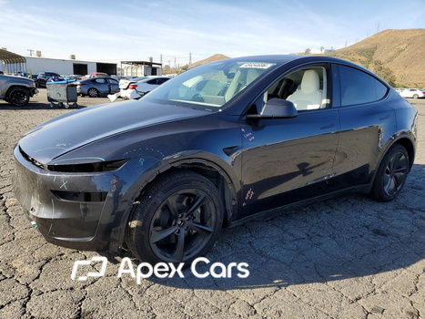 Tesla Model Y 2026 - Zdjęcie 1 z 12