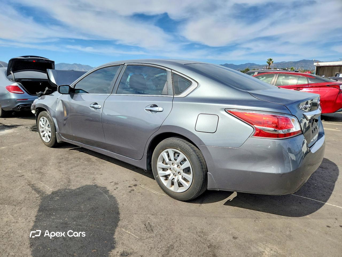 Nissan Altima 2015