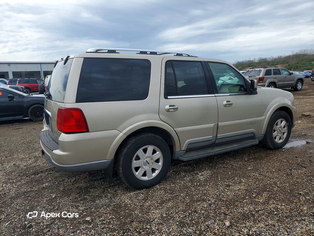 Lincoln Navigator 2004