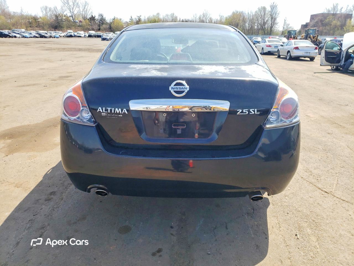 Nissan Altima 2012