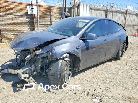 Tesla Model Y 2023 - Image 1 of 13