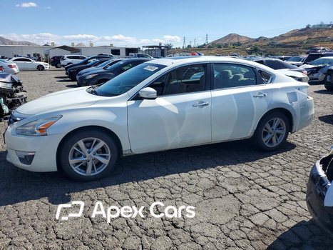 Nissan Altima 2015 - Image 1 of 13