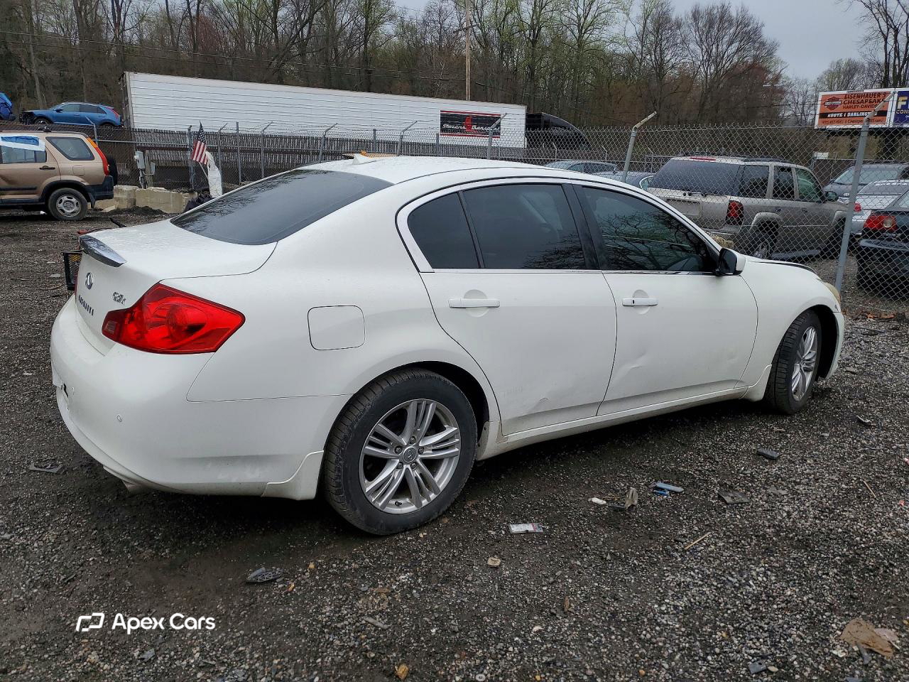 Infiniti G 2013