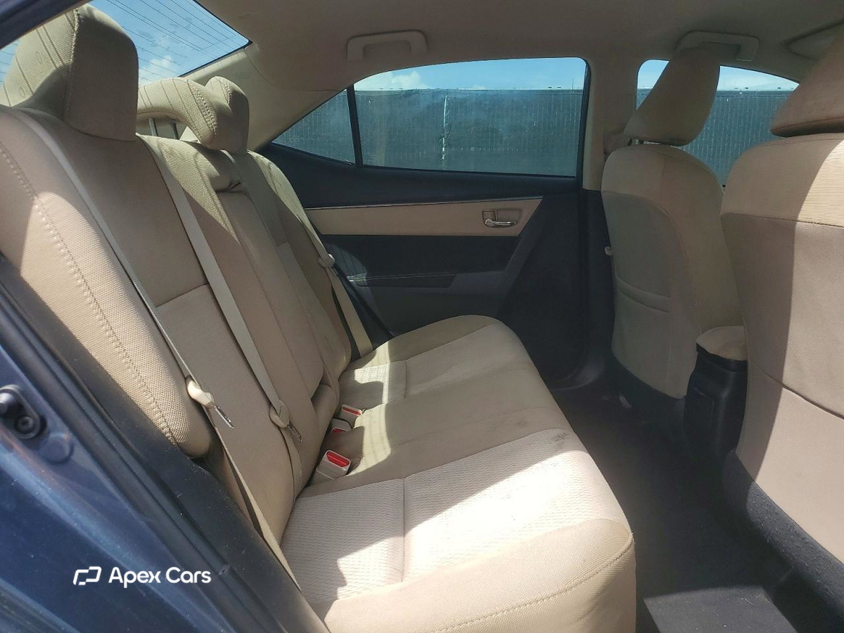 Toyota Corolla 2015