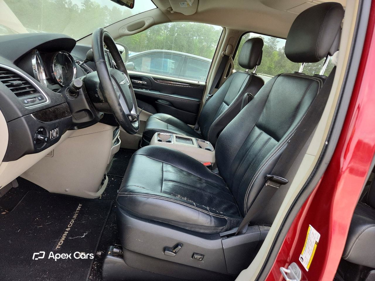 Chrysler Voyager 2013