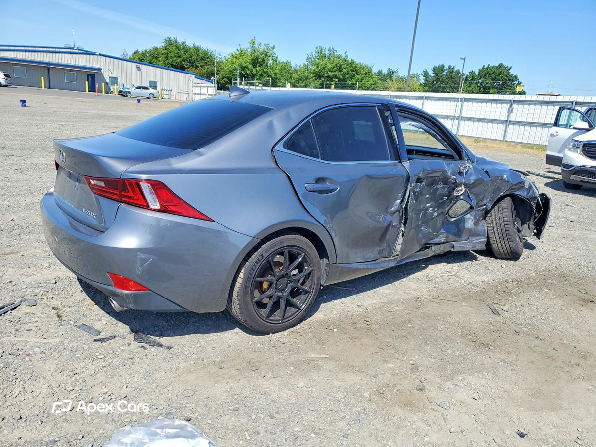Lexus IS 2016