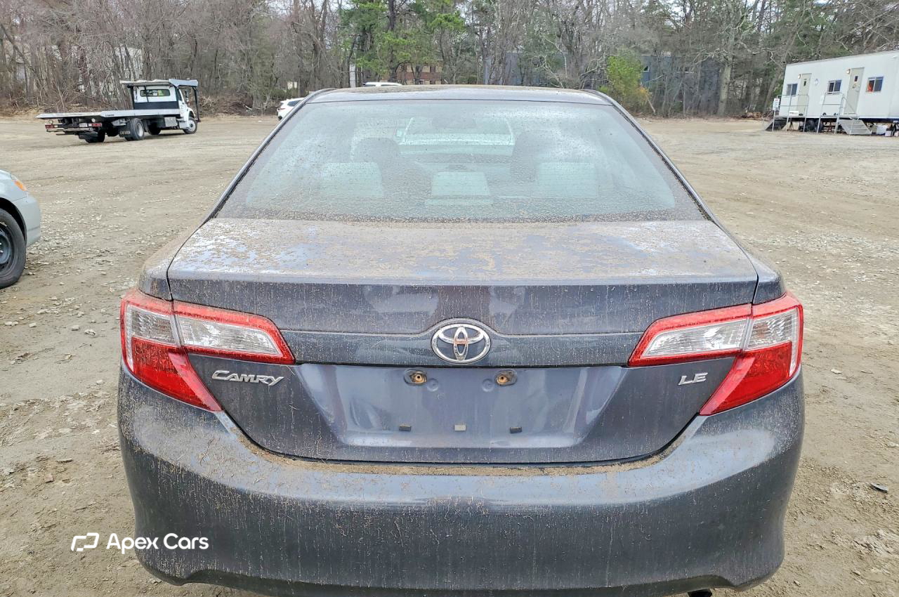 Toyota Camry 2012