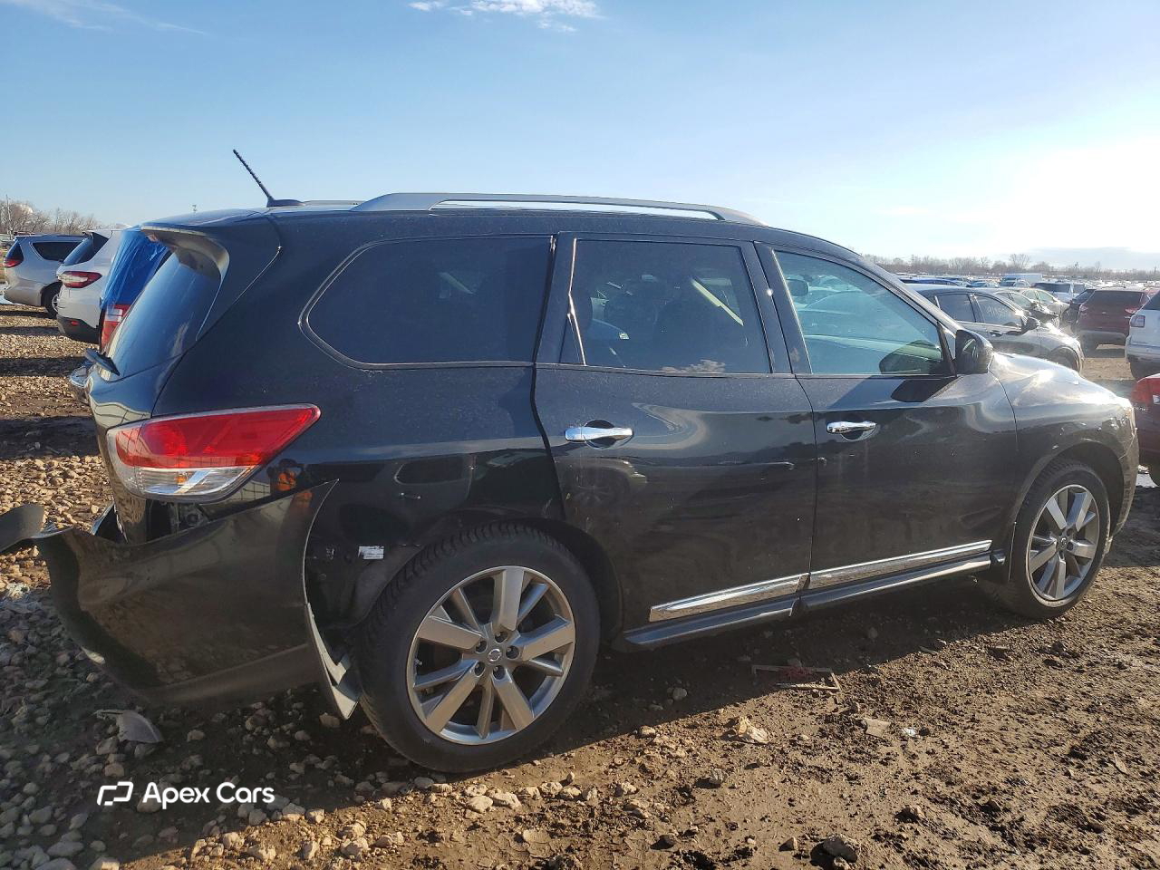Nissan Pathfinder 2016