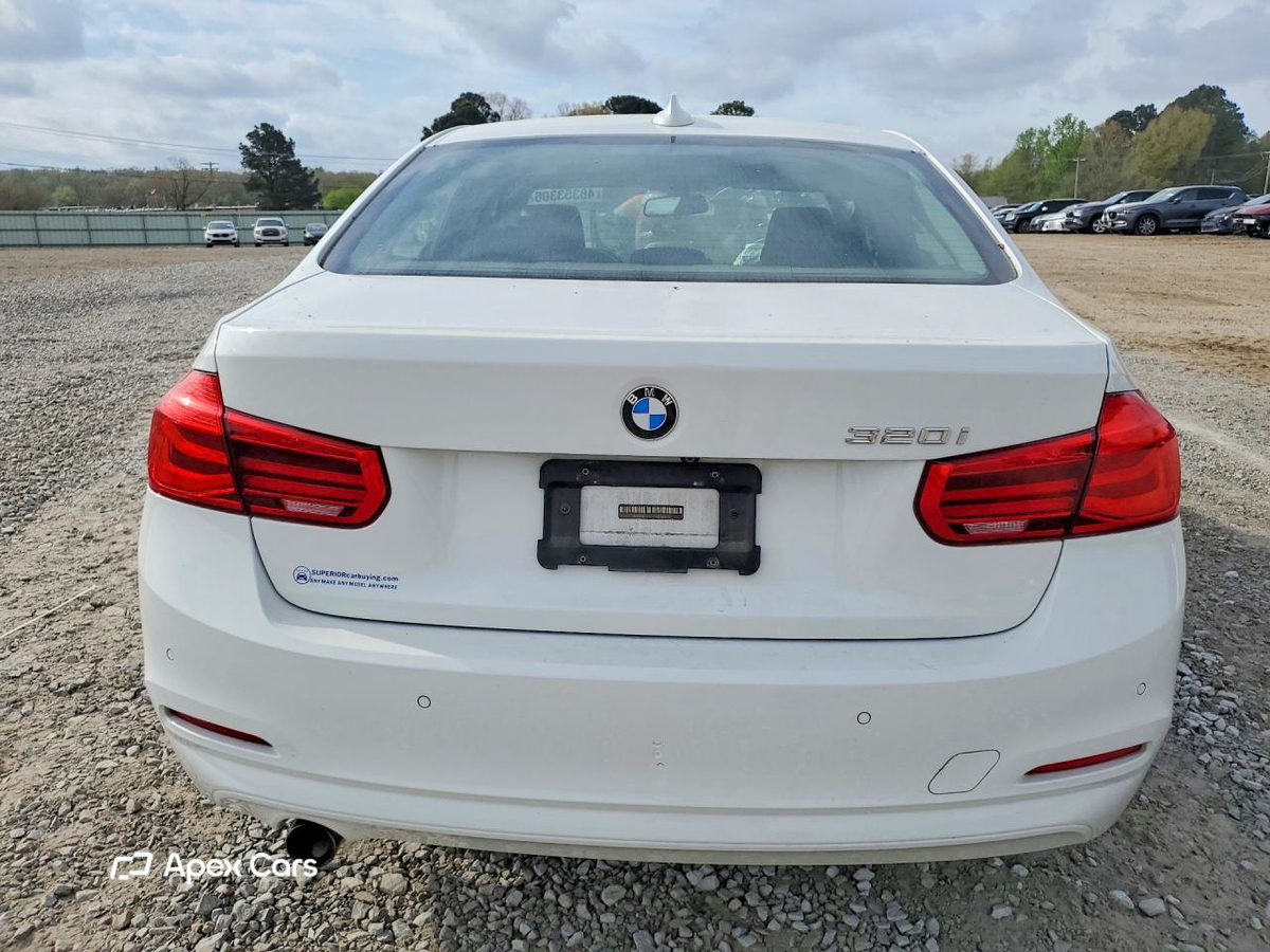 BMW Series 3 2016