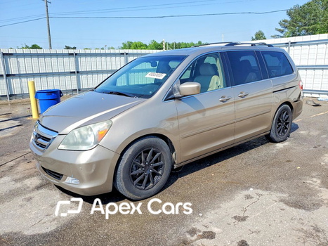 Honda Odyssey 2005 - Image 1 of 13