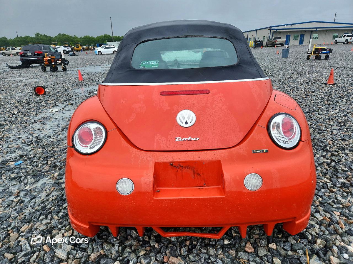 Volkswagen Beetle 2004