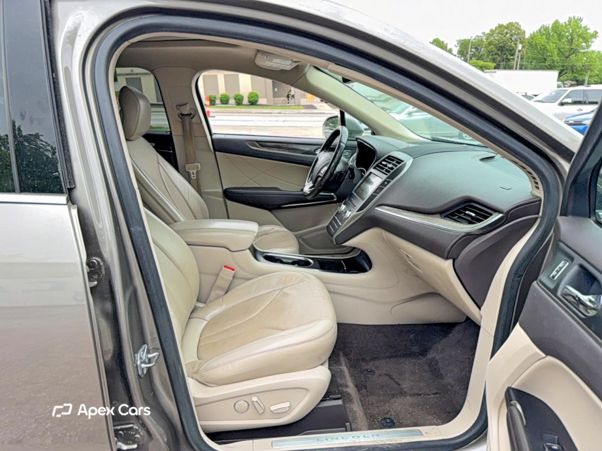 Lincoln MKC 2017