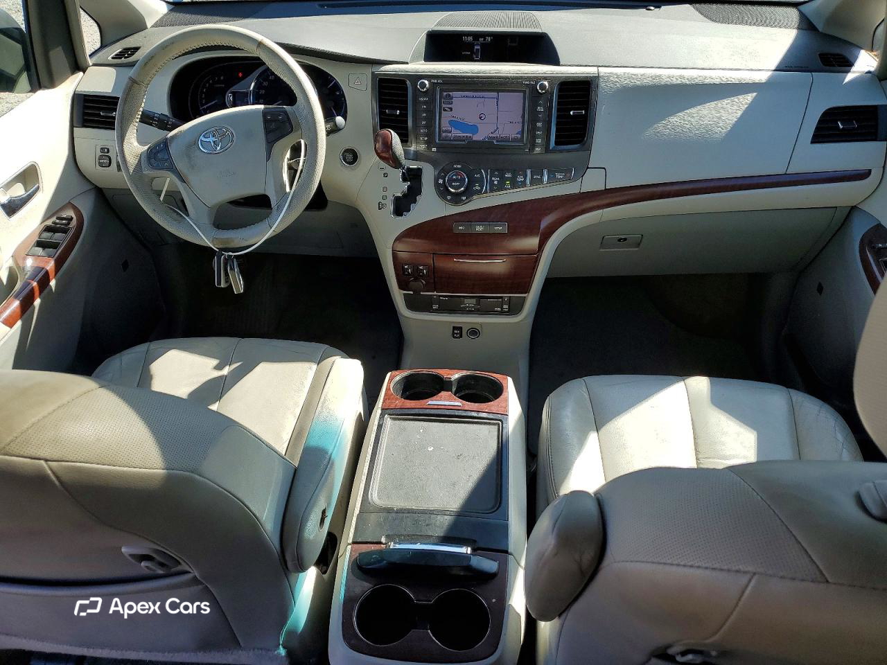 Toyota Sienna 2013