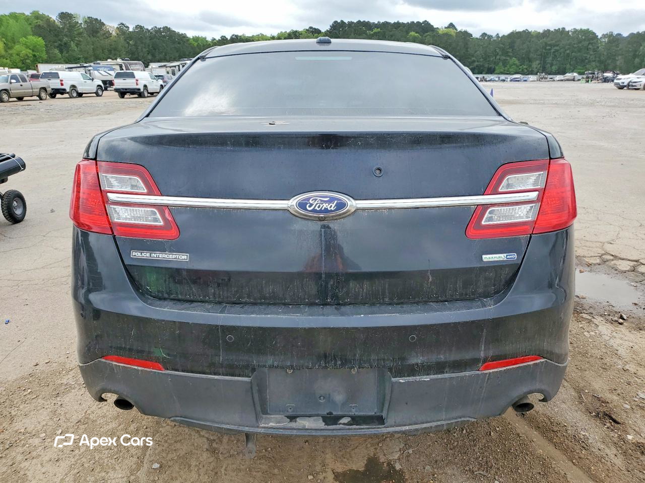 Ford Taurus 2016