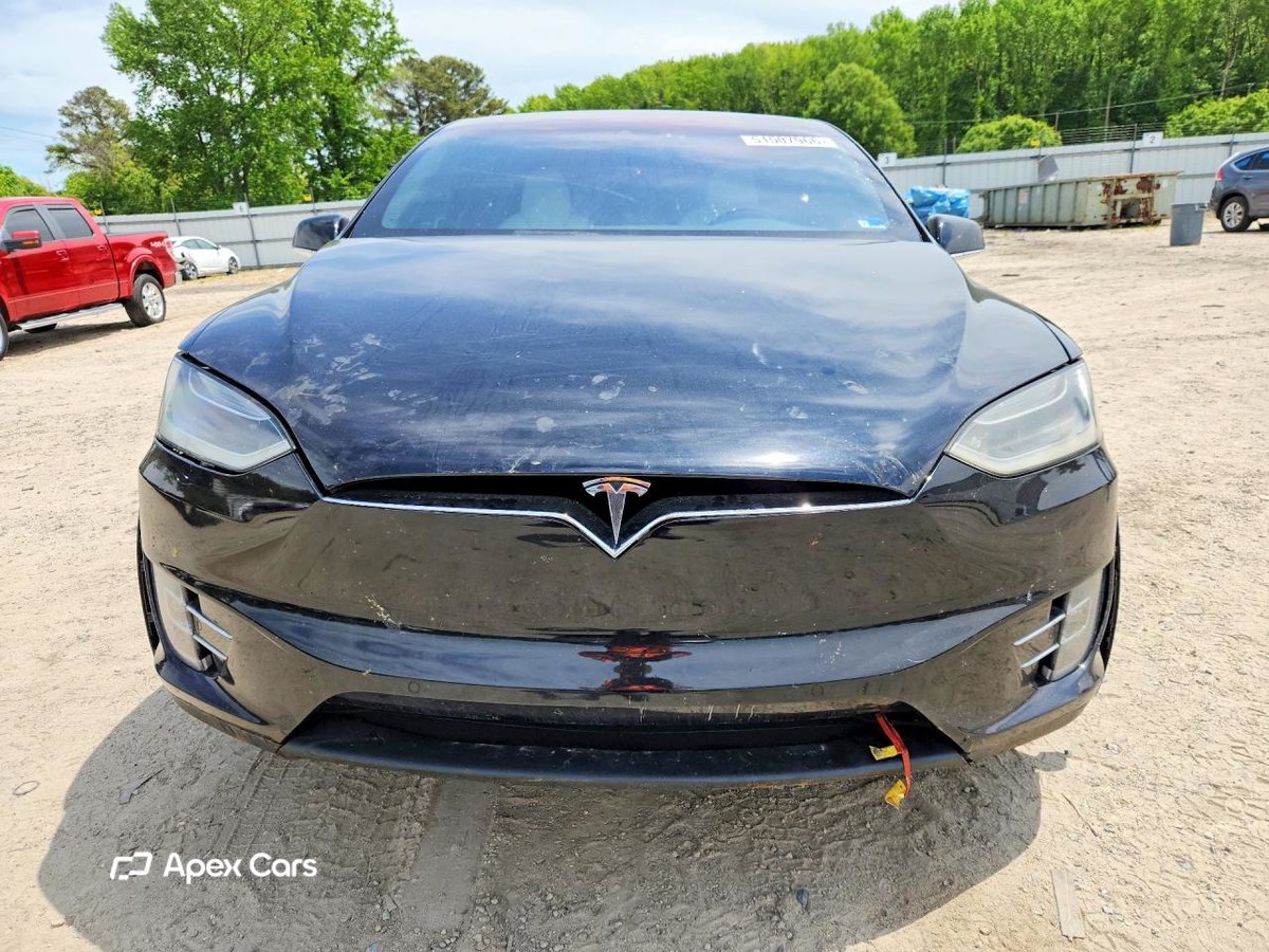 Tesla Model X 2016