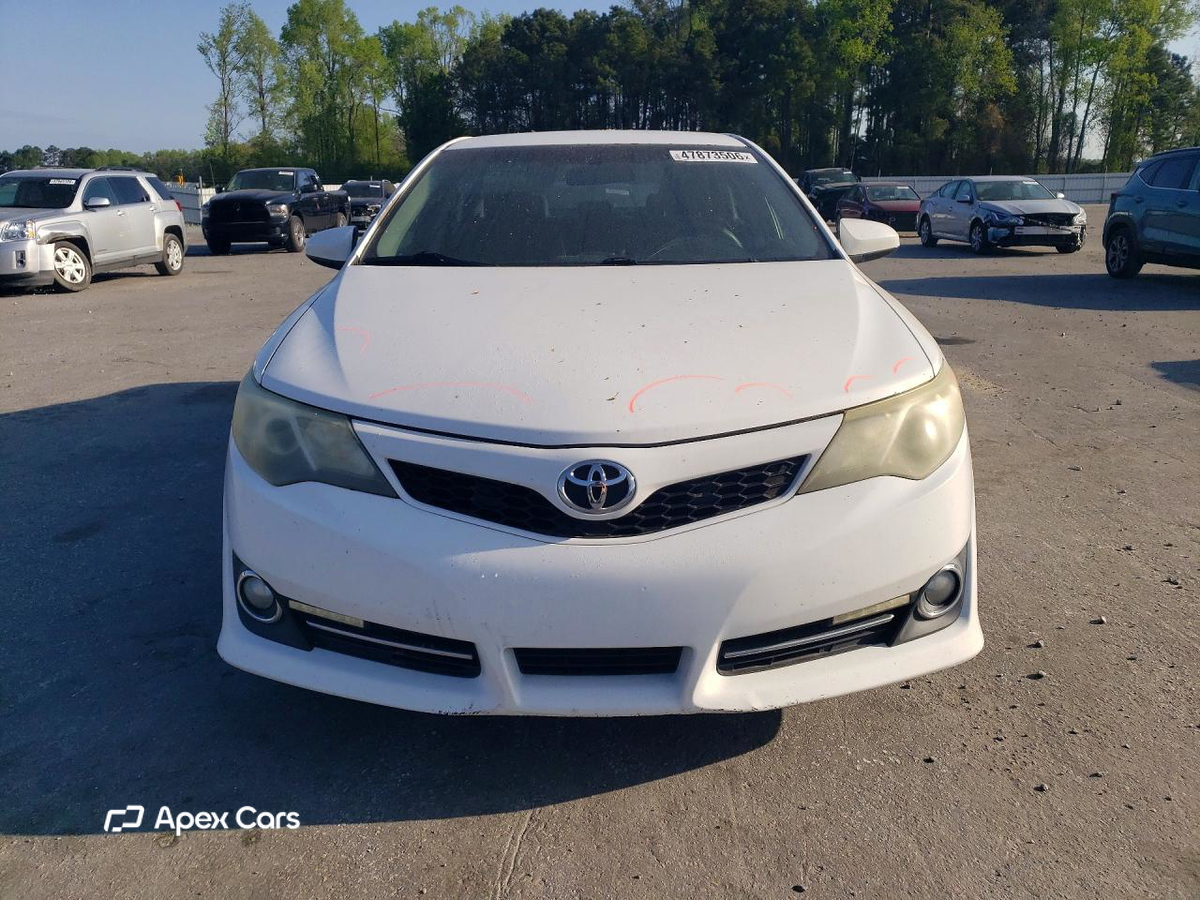 Toyota Camry 2012
