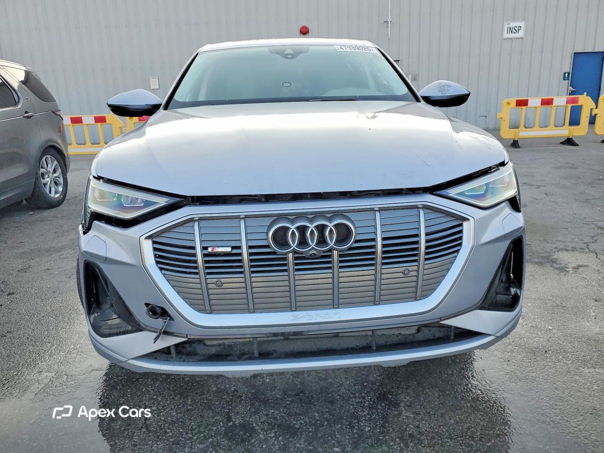 Audi e-tron 2022