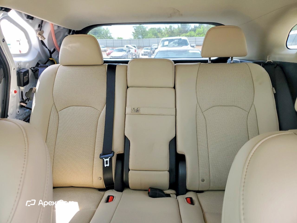 Lexus RX 2021