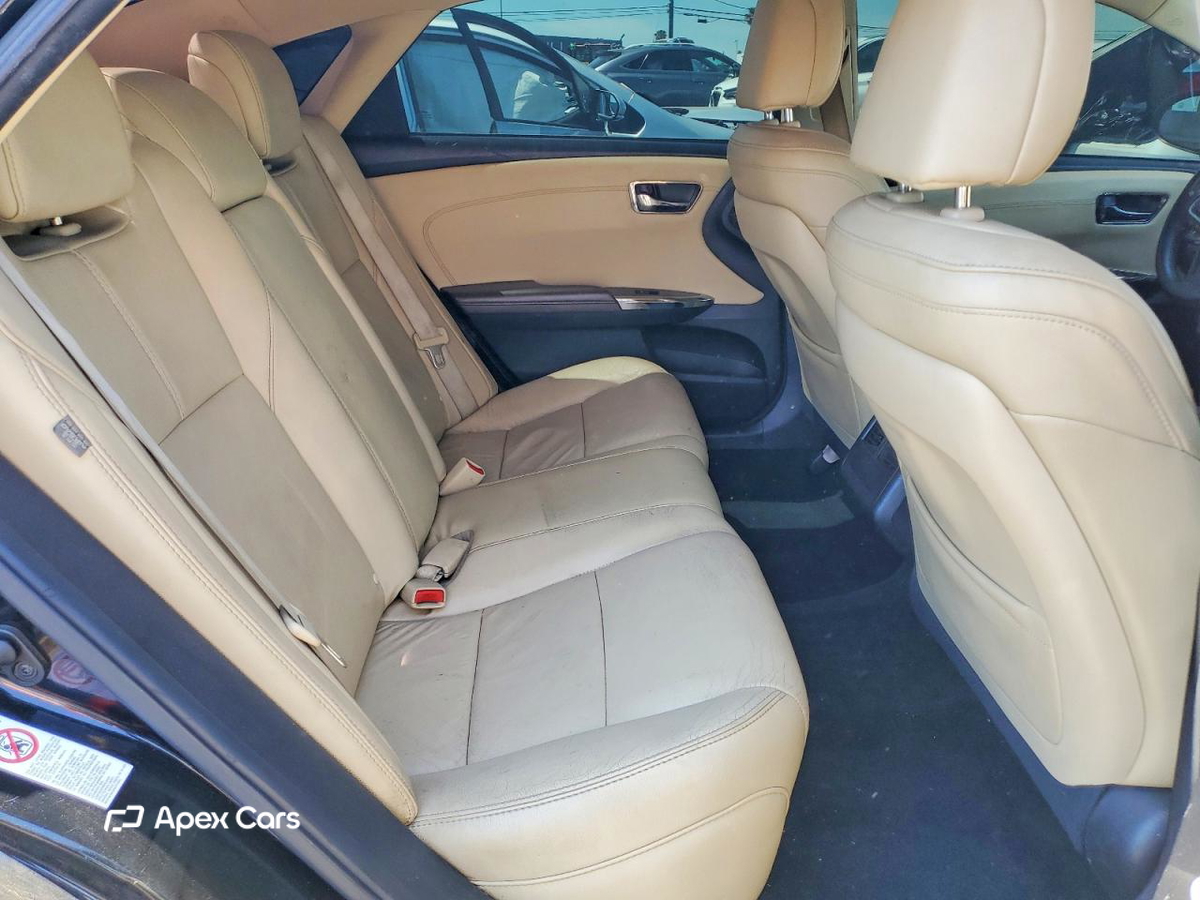 Toyota Avalon 2013