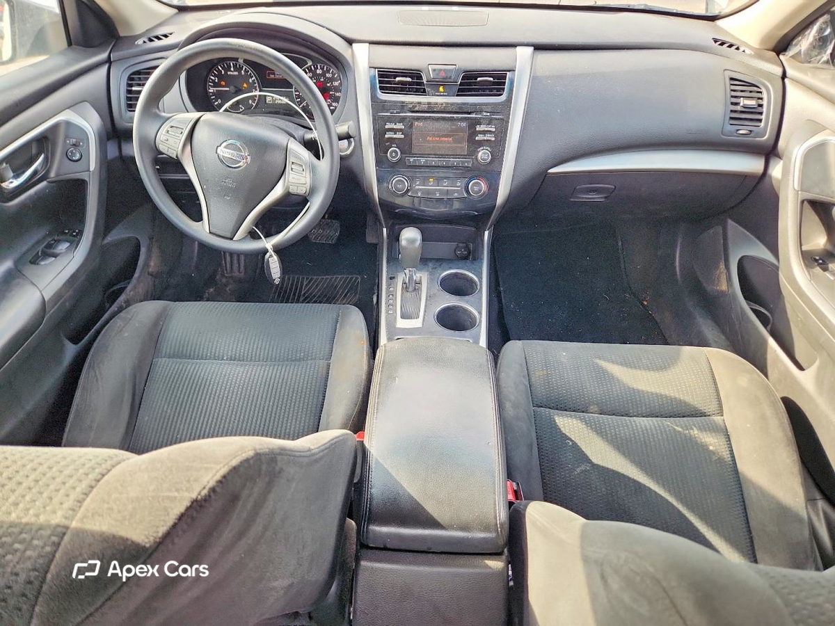 Nissan Altima 2015
