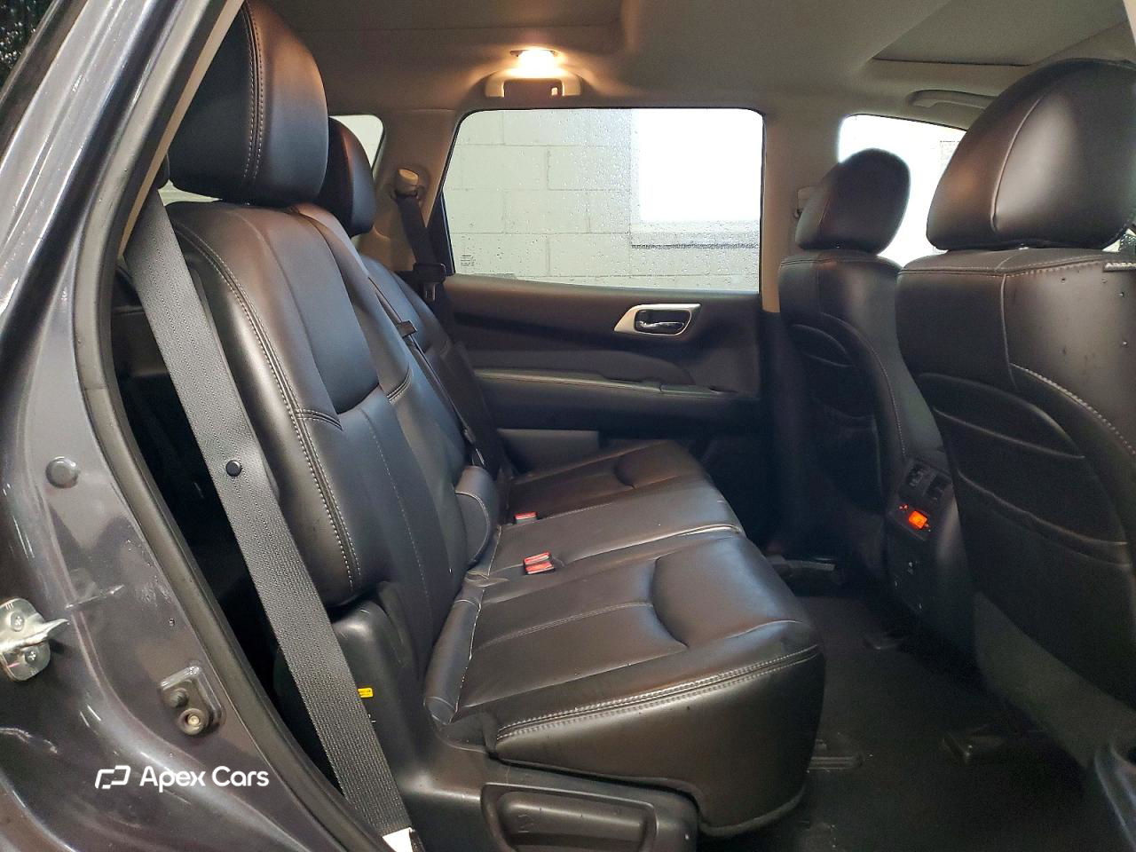 Nissan Pathfinder 2013