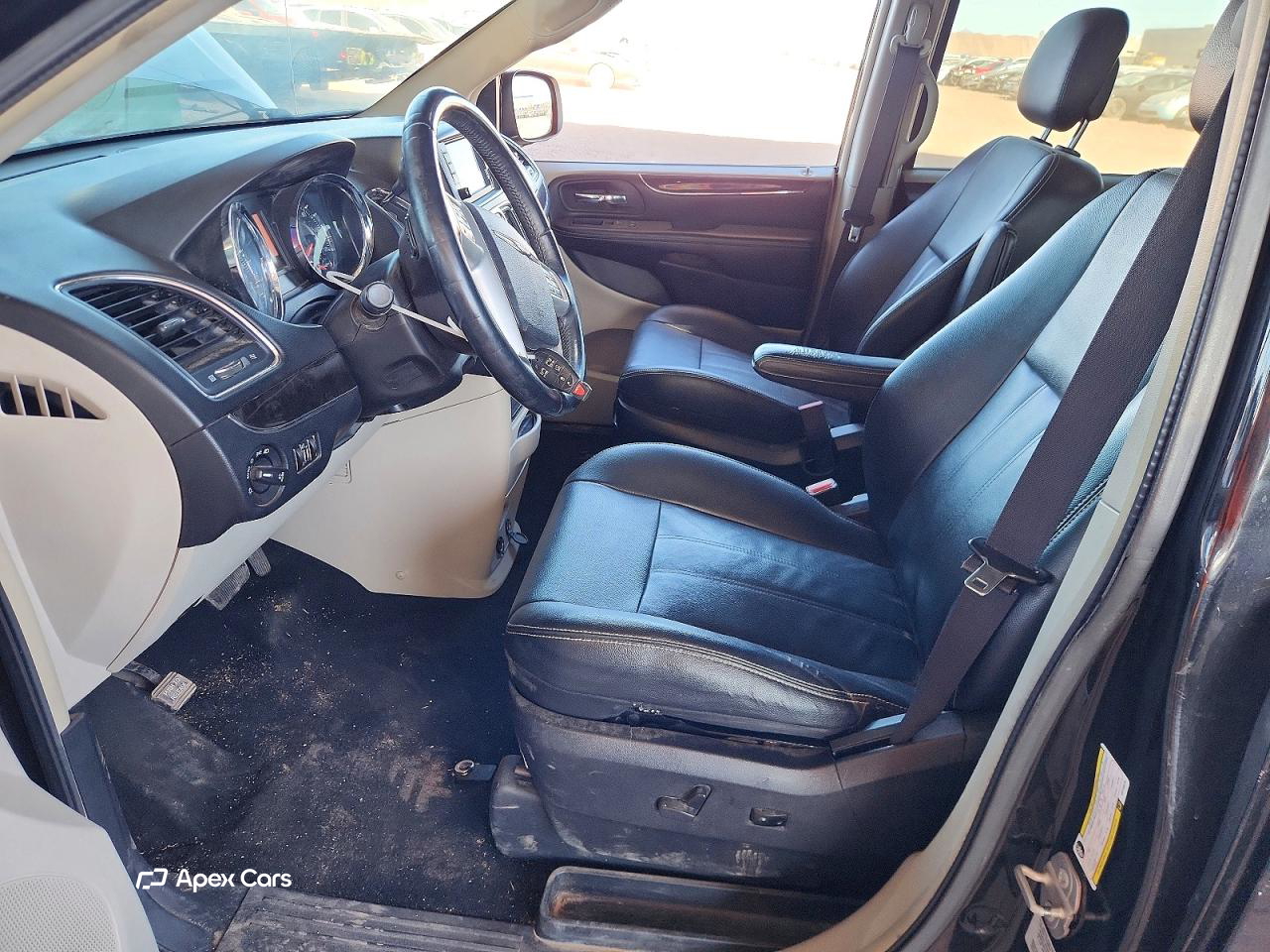 Chrysler Voyager 2016