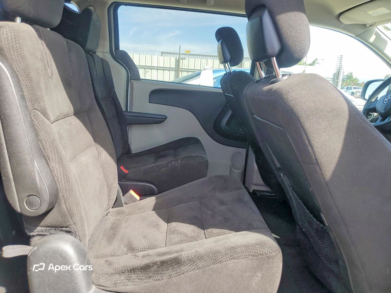 Dodge Caravan 2015