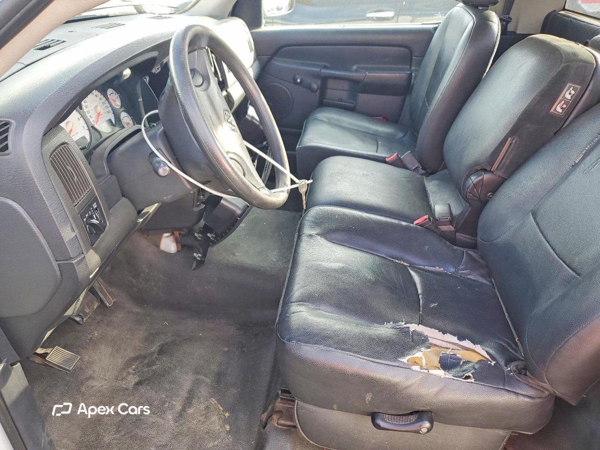 Dodge RAM 2002