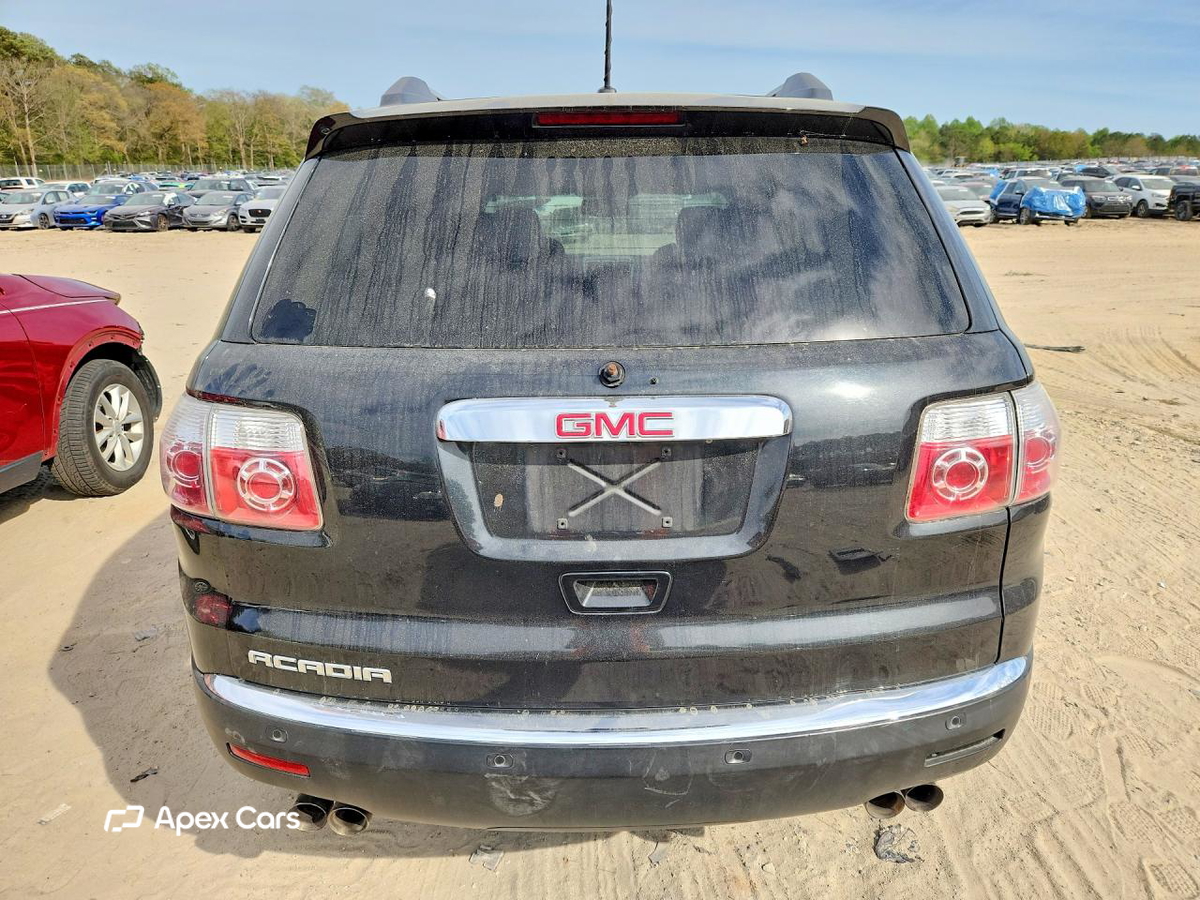 GMC Acadia 2011
