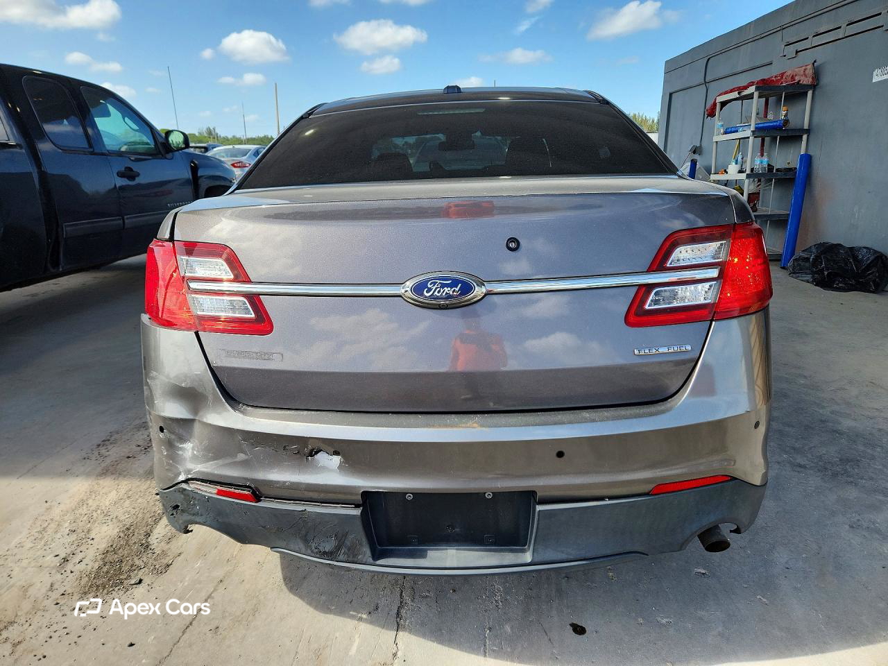 Ford Taurus 2017