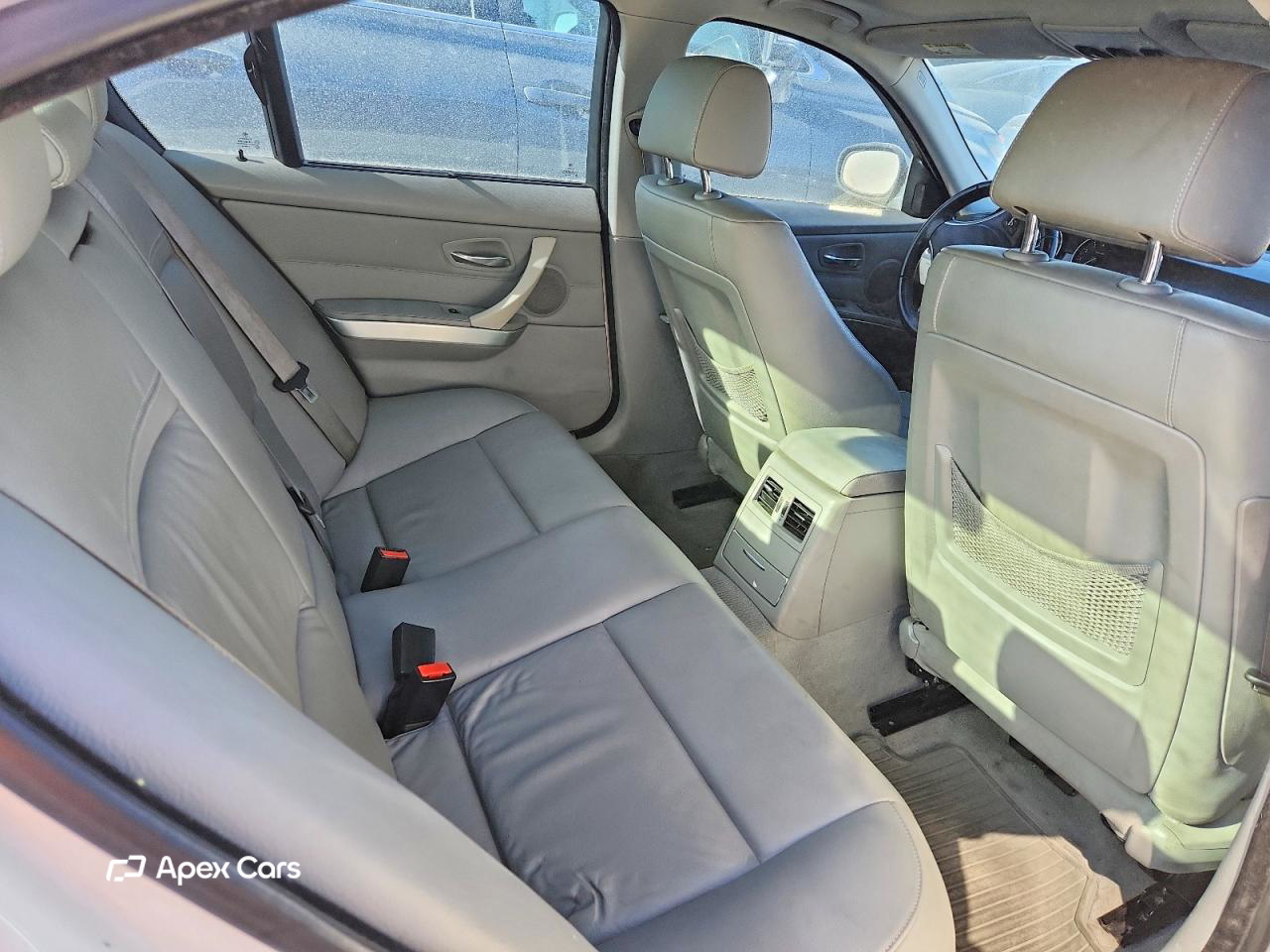 BMW Series 3 2009
