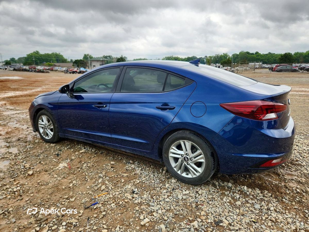 Hyundai Elantra 2020