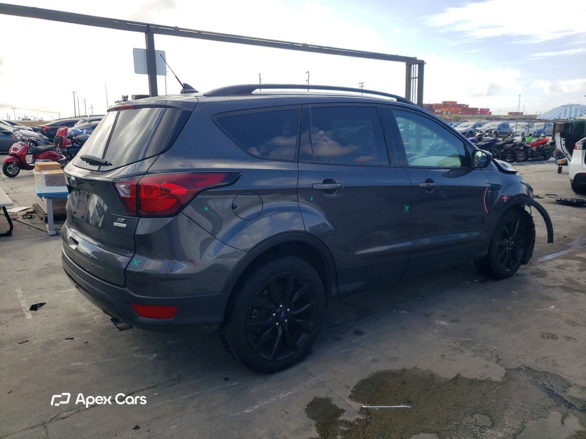 Ford Escape 2019