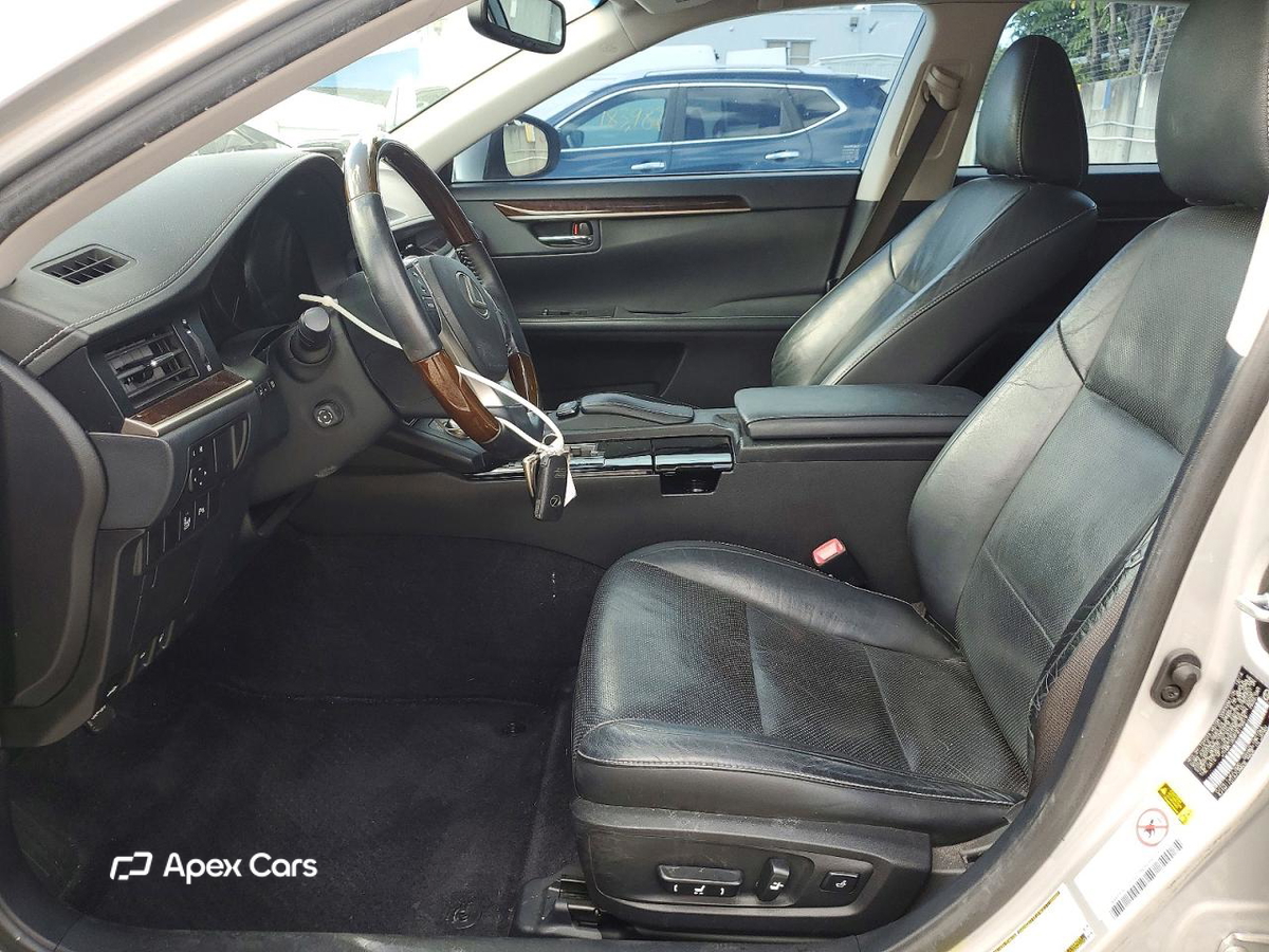 Lexus ES 2015