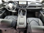 Toyota Highlander 2025