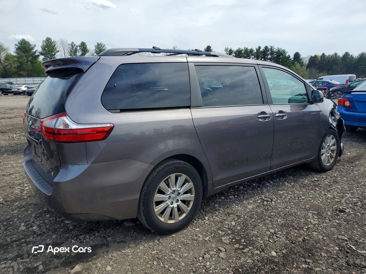 Toyota Sienna 2015