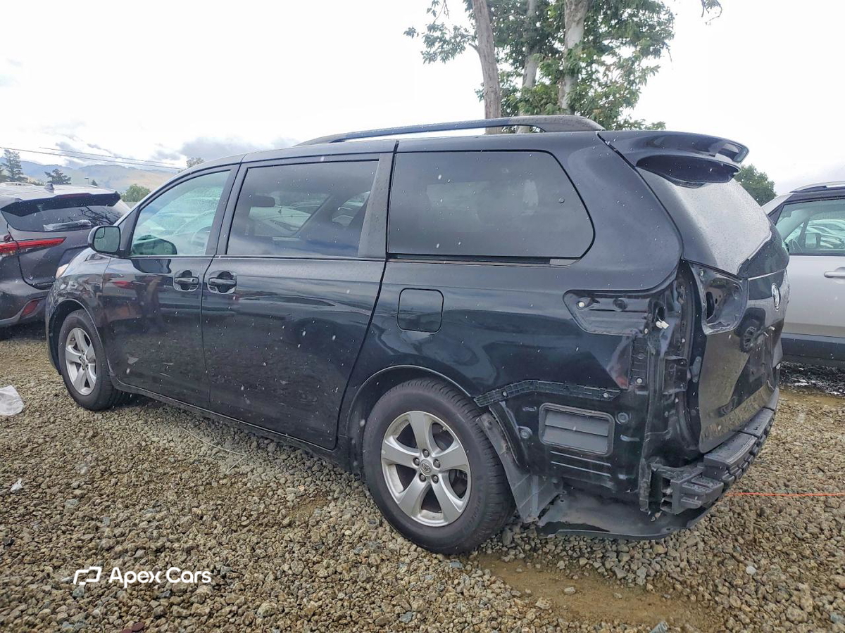 Toyota Sienna 2016