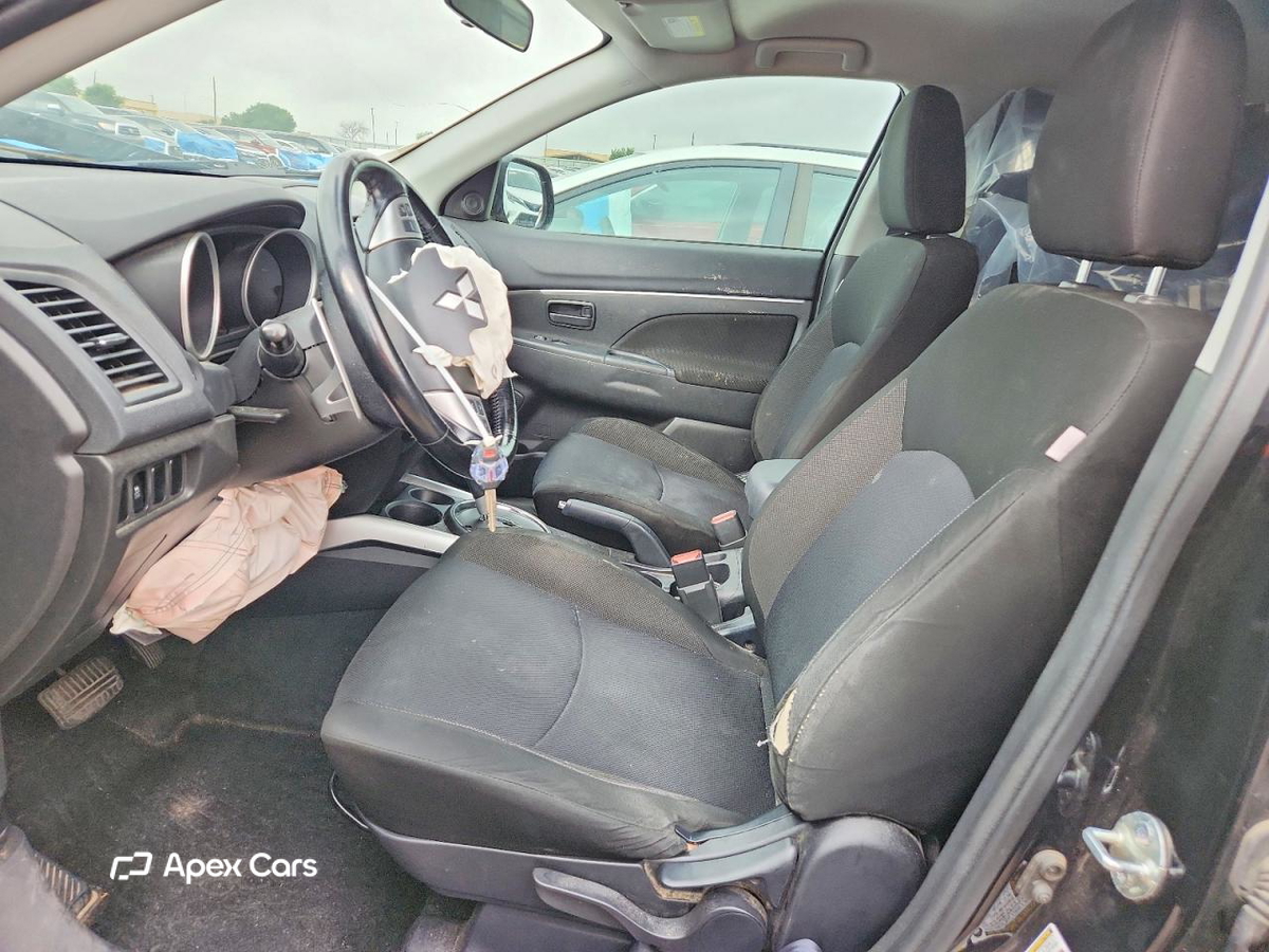 Mitsubishi Outlander 2012