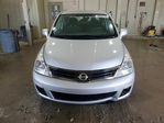 Nissan Versa 2011