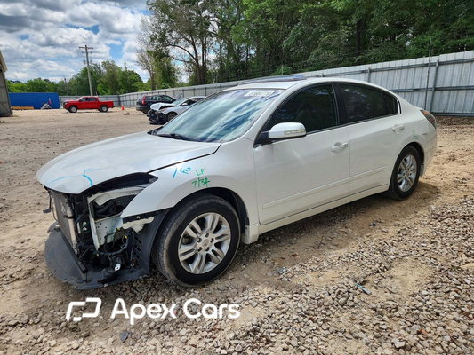 Nissan Altima 2012 - Zdjęcie 1 z 14