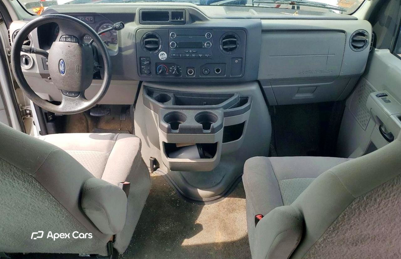 Ford Econoline 2012