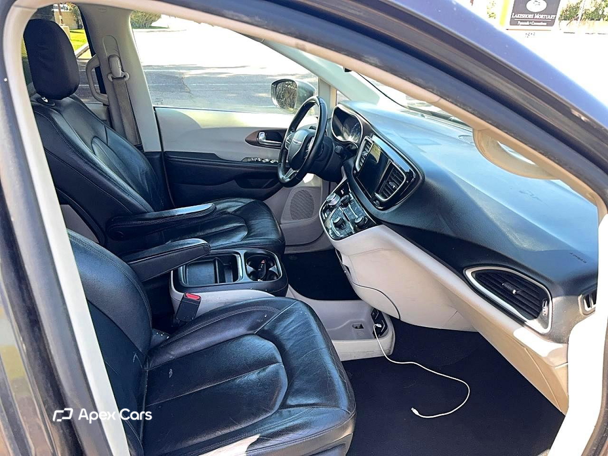 Chrysler Pacifica 2017