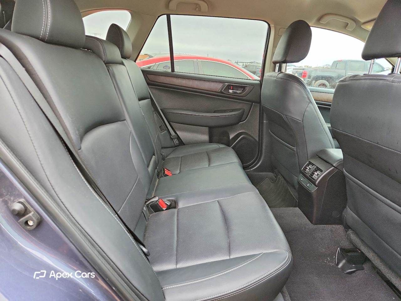 Subaru Outback 2016