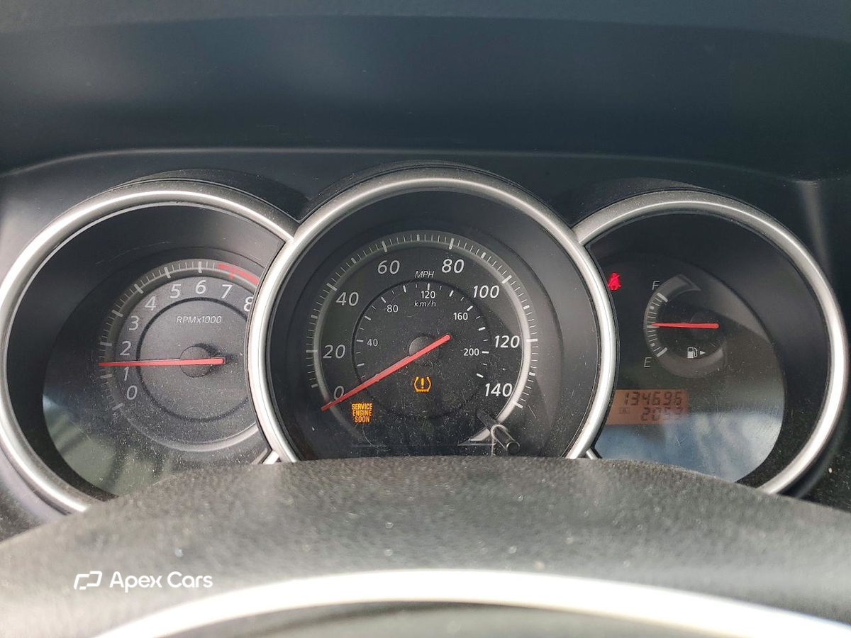 Nissan Versa 2012