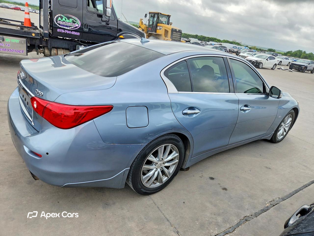 Infiniti Q50 2016