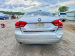 Volkswagen Passat 2013