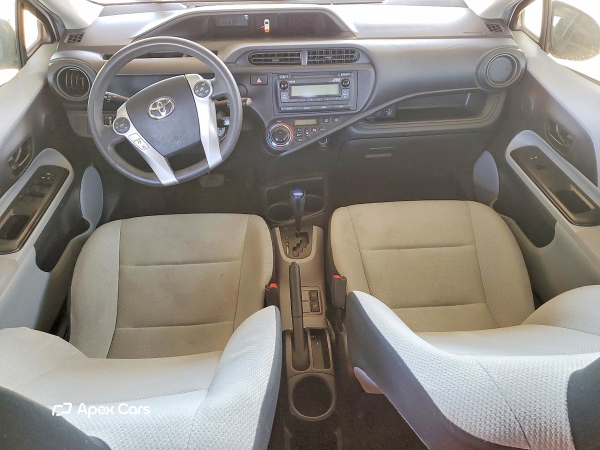 Toyota Prius 2012