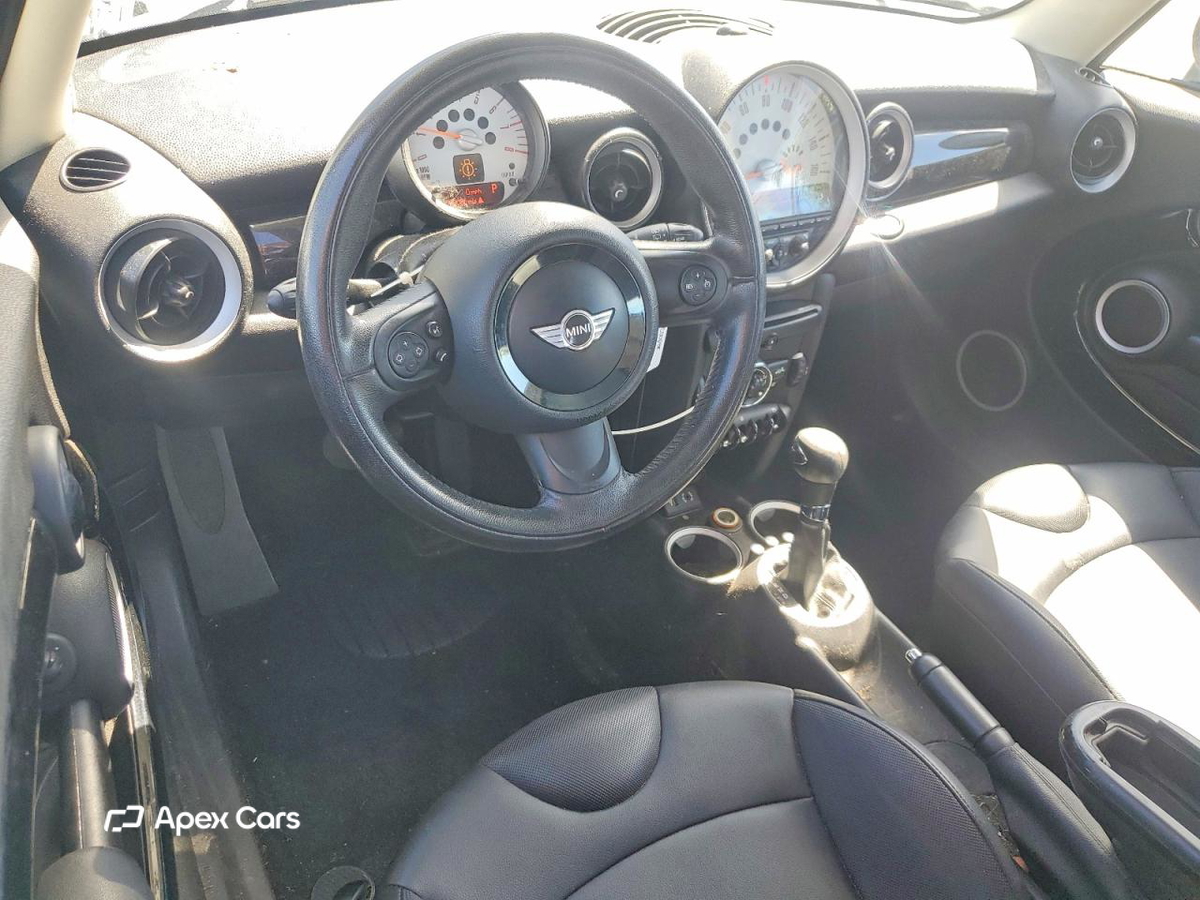 MINI Cooper 2013